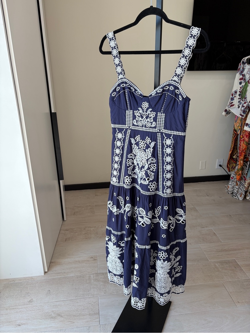 Farm Rio: Blue Richelieu Embroidered
Organic Cotton Midi Dress - Picture 9 of 10
